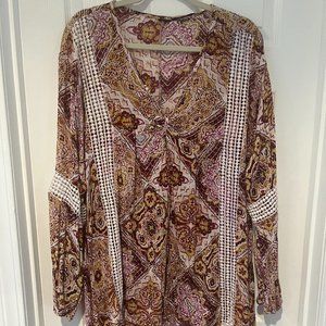 ANANDA'S COLLECTION PLUS SIZE 2X TUNIC WITH CROCHET TRIM HI LOW HEM